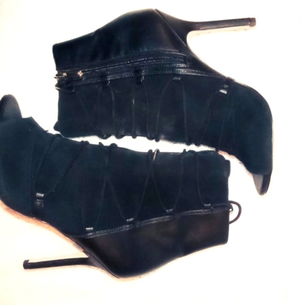SOLD Sam Edelman peep toe booties
